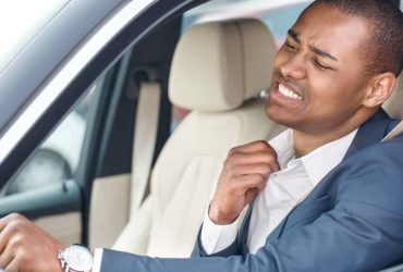 JOVEN_CON_CALOR_SIN_CLIMA